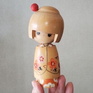 Japanese Wooden Kokeshi Doll Handpainted EUC Vintage Japan